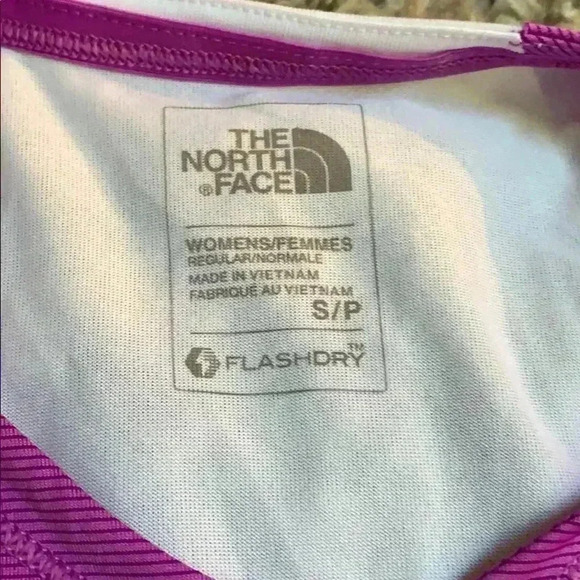 North face - Picture 4 of 4